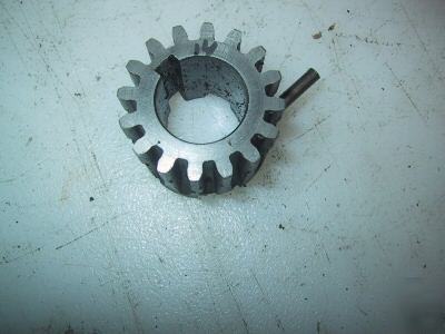 10L south bend lathe gear box 16TOOTH pinned gear