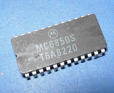 MC6850S vintage motorola 24-pin ceramic ic rare 6850 