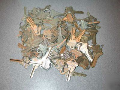 Locksmith pre-cut schlage c keys 19 sets of 4 key 2 lbs