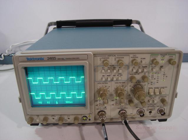 Tektronix 2465 300 mhz 4 channel oscilloscope