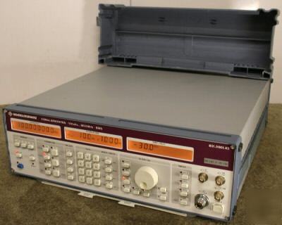 Rohde & schwarz smg 100KHZ - 1GHZ signal generator mint