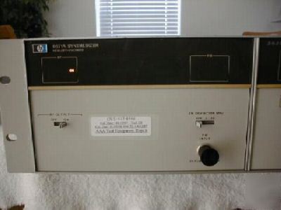 Hp agilent 8671A microwave frequency synthesized w/opt 