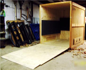 Large wood/plywood crate/box for shipping large machine