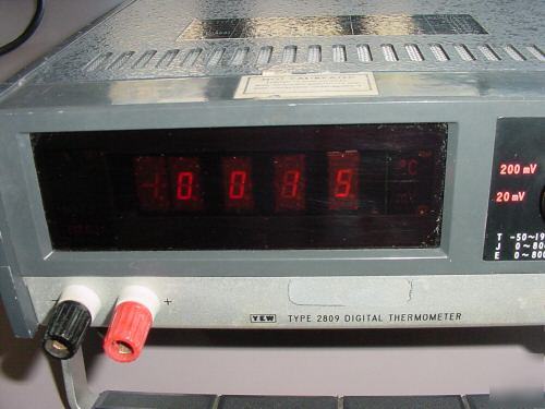 Yew 2809 digital thermometer test meter no.74D 0100