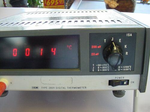 Yew 2809 digital thermometer test meter no.74D 0100
