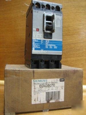 New siemens circuit breaker ED43B070 70AMP a 70A 