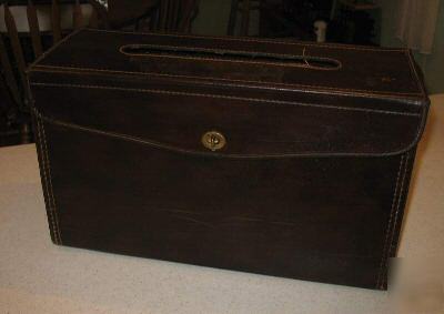 Tektronix used leather carrying storage case for 321A