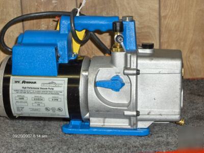 Robinair 6 cfm vacuum pump model 15600-reman'd