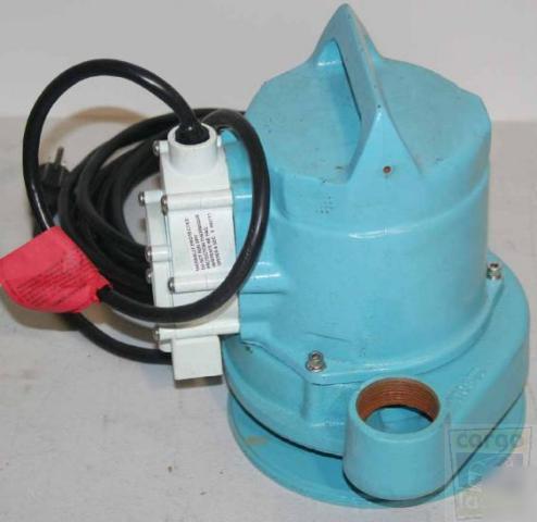 Little giant 10-cia submersible sump pump 115V 1/2 hp