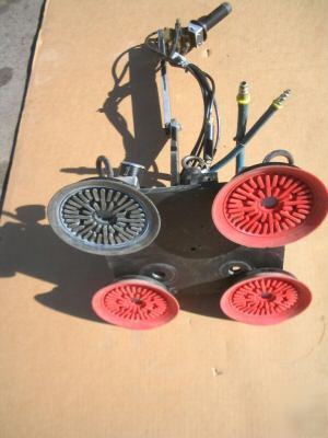 Chris duderstadt MLD100 vacuum suction grab handler