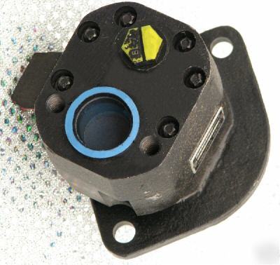 Clark forklift model C500 transmission pump 450262 