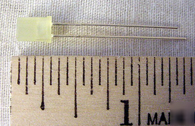 Light green round leds ~ 5MM ~ flat top cylindrical (50