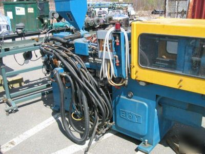 Boy 30M molding machine, mipronic controls 30 ton