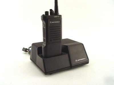 Used motorola vhf saber 1E radio 24CH 6W + fast charger