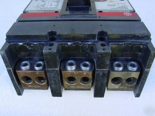 General electric industrial circuit breaker 500 amp 