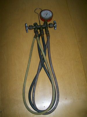 Robinair air conditioning refrigerant manifold