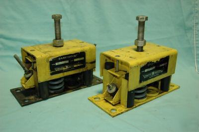 Vibration mounts, barry mount, 900 lbs load (2-pcs)