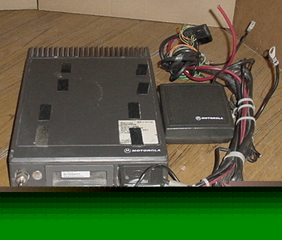 Motorola radio T73XTA7TA7BK with speaker + cables 99CH