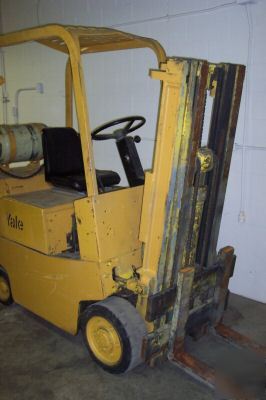 Yale 3000 lb forklift -156