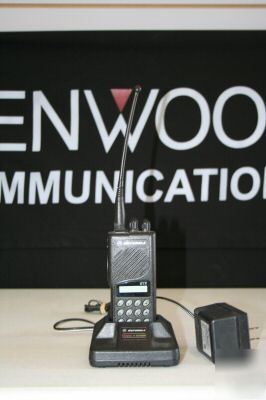 Motorola gtx trunked radio for privacy plus systems