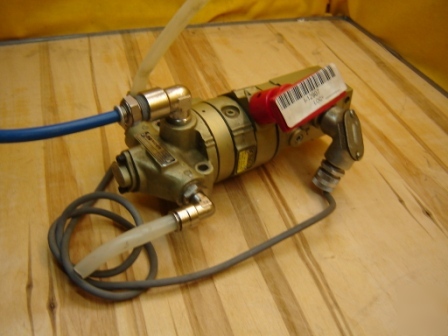 Ross pneumatic solenoid valve model 2773A4085