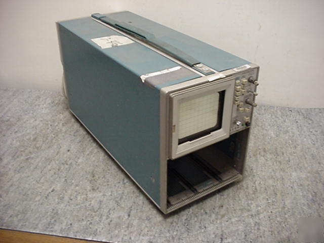 Tektronix oscilloscope mainframe *faulty*