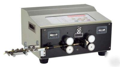 New wire cutting and stripping machine stripper B02C