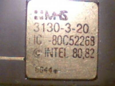 (3) 80C52268 ics, nos, dip, one gold