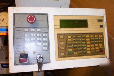 Dyna mechtronics dm-4400 dynamite machining center cnc