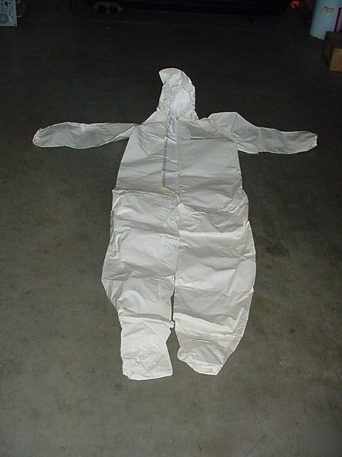 Kappler coverall tyvek suit 77414 w/boots/hood 12 pcs m