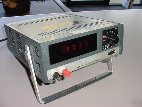 Yew 2809 digital thermometer test meter no.74D 0100