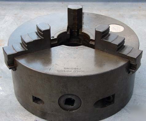 8 1/4 inch burnerd 3 jawed lathe chuck model I5IL1