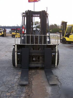 Yale 10,000 lb dual wheel solid pneumatic forklift
