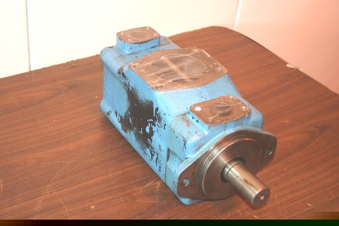Vickers vane pump benchmark 4535V60A38 #6205 wh