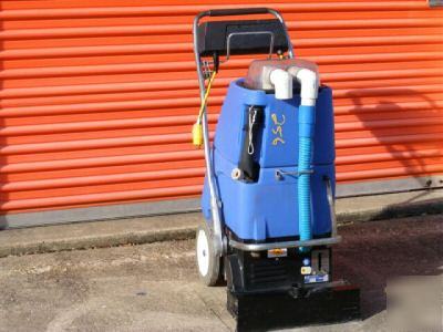 Windsor clipper carpet cleaner floor scrubber clp