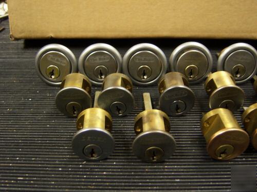 Vintage rim cylinders von duprin orig. w/ extras lg lot