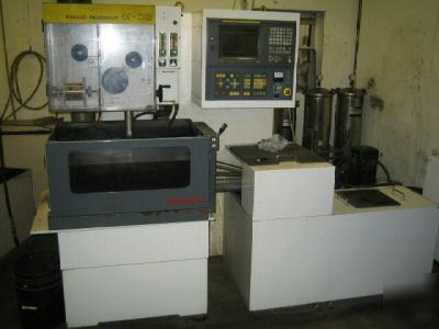 Fanuc robocut alpha 0B-s cnc wire edm submerged