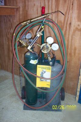 Victor oxygen/acetylene cutting & wielding set up