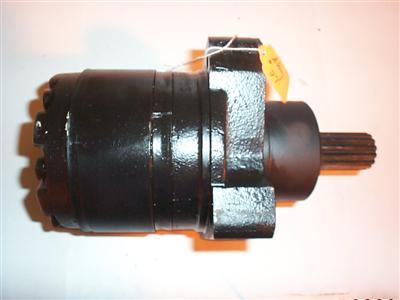 White hydraulics back rotor stator wheel mount