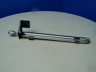 Festo pneumatic cylinder m/n: dsw-32-400-ppva b - used