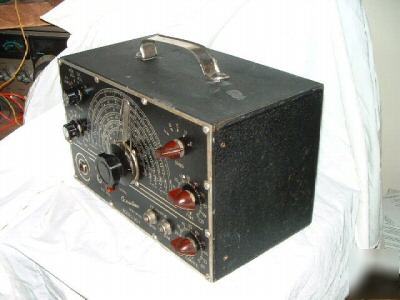 Signal generator, by canadian model sg-1 ,working good