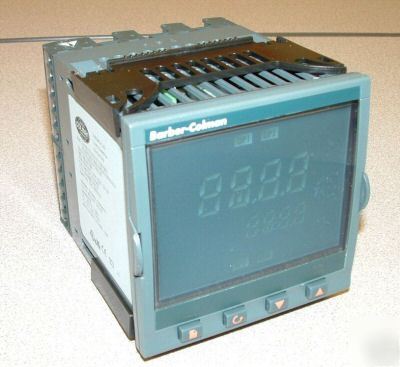 Nib eurotherm/barber-colman controller series 2204E b 