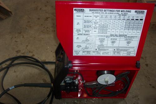 Lincoln electric pro mig 140 welder autodark helmet 