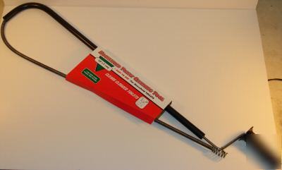 Household toilet clearing snake auger tool 