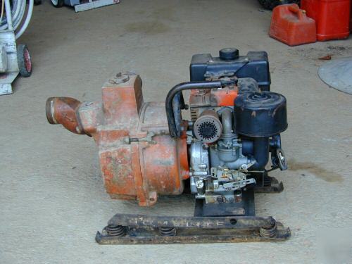 Commercial trash pump 8HP briggs 385 gpm water pump