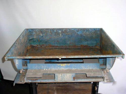  1/4 cu/yard scrap hopper,for chips,w/oil drain