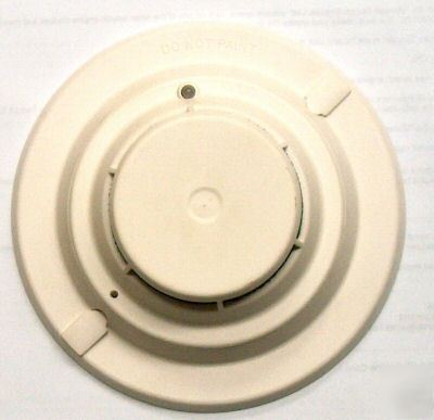 Siemens pe-11 smoke sensor with db-11 base