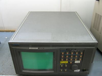 Tektronix tek VM700A video measurement set vm 700A