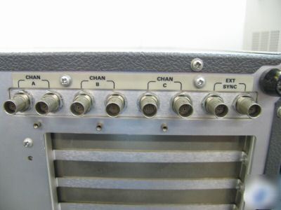 Tektronix tek VM700A video measurement set vm 700A