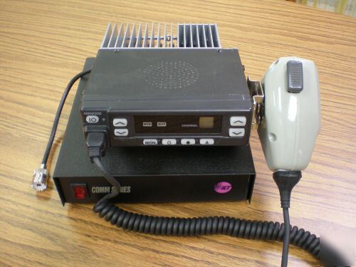 Kenwood tk-862HG-1 uhf fm radio transceiver w/powersup